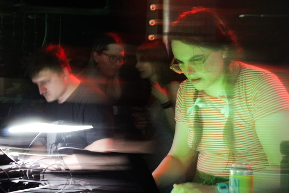 More visuals gigs!